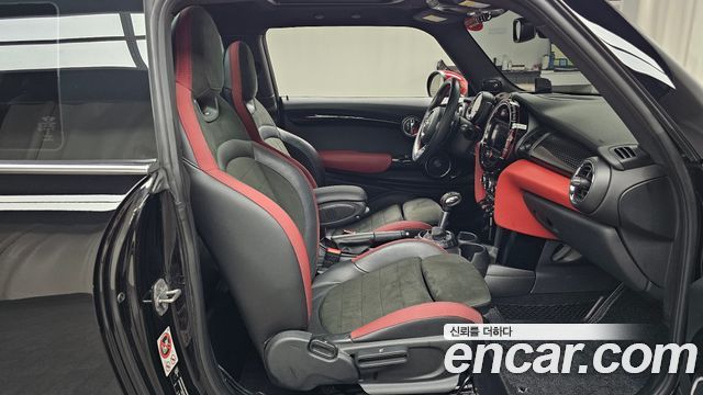 MINI Cooper S JCW 3rd Generation 2017 — фото 11