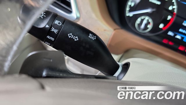 Genesis G90 3.8 AWD Luxury 2019 — фото 28