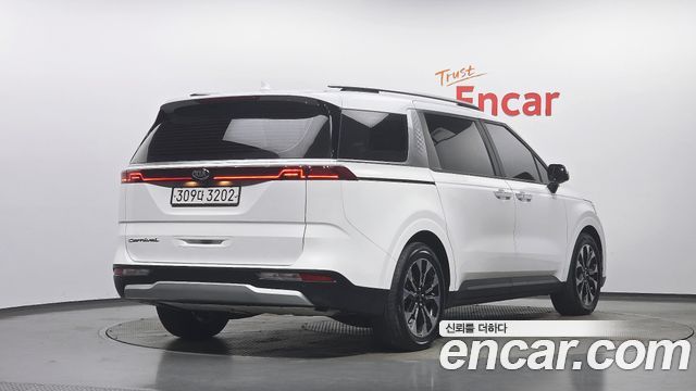 Kia Carnival (IV) Diesel 9-Seater Prestige 2021 — фото 2