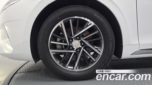 Hyundai Grandeur (IG) 3.0 LPi Rent Car Premium 2023 — фото 5