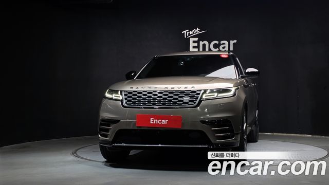 Land Rover Range Rover Velar 3.0 D300 R-Dynamic HSE 2018 — фото 3