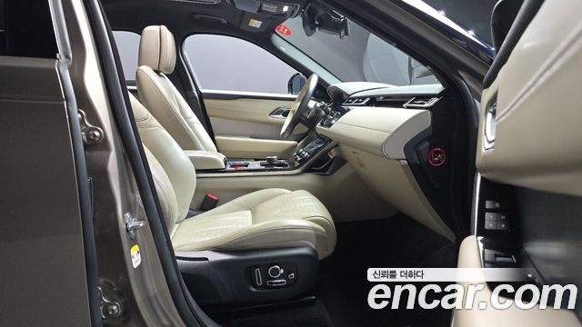 Land Rover Range Rover Velar 3.0 D300 R-Dynamic HSE 2018 — фото 26
