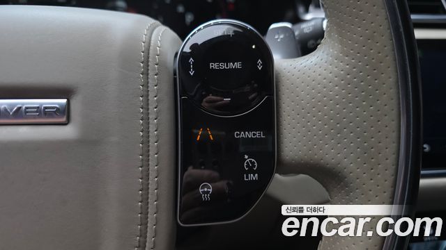 Land Rover Range Rover Velar 3.0 D300 R-Dynamic HSE 2018 — фото 31