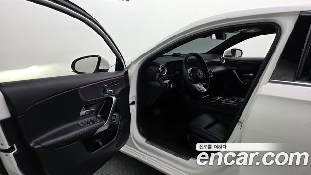 Mercedes-Benz A-Class (W177) A220 Sedan 2026 — фото 10