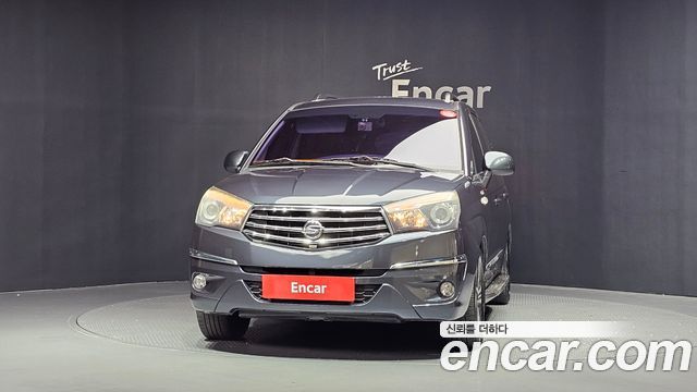 KG Mobility (SsangYong) Korando Turismo 4WD GT 9-seater 2015 — фото 3
