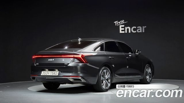 Kia K8 Hybrid Signature 2022 — фото 2