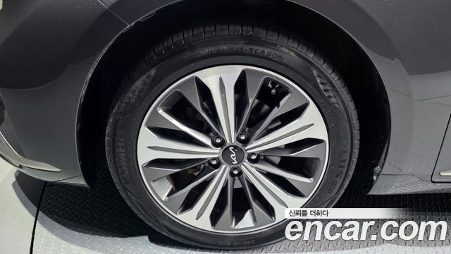 Kia K8 Hybrid Signature 2022 — фото 5