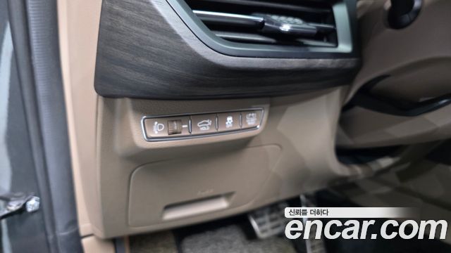 Kia K8 Hybrid Signature 2022 — фото 17