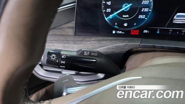 Kia K8 Hybrid Signature 2022 — фото 36