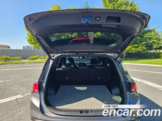 Hyundai Santa Fe Diesel 2.2 2WD Prestige 2021 — фото 7