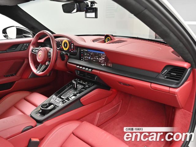 Porsche 911 (992) Carrera GTS 2025 — фото 15