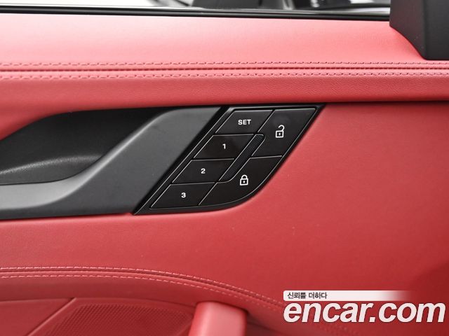 Porsche 911 (992) Carrera GTS 2025 — фото 20