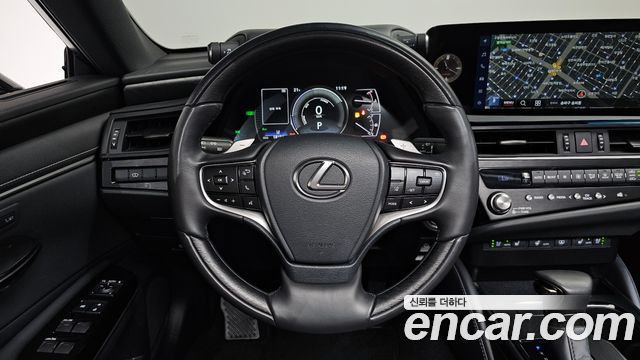 Lexus ES300h (VII) Luxury Plus 2025 — фото 13
