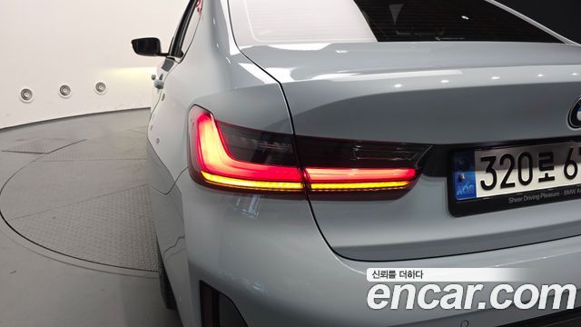 BMW 3 Series (G20) 320i M Sport 2023 — фото 23