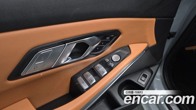 BMW 3 Series (G20) 320i M Sport 2023 — фото 30