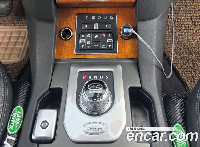 Land Rover Discovery 4 3.0 SDV6 HSE 2014 — фото 9
