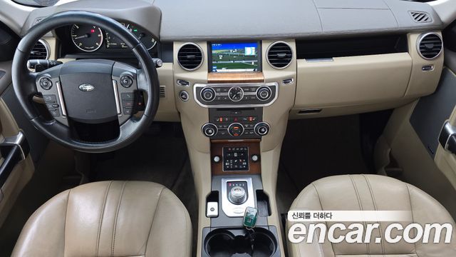 Land Rover Discovery 4 3.0 SDV6 SE 2016 — фото 7
