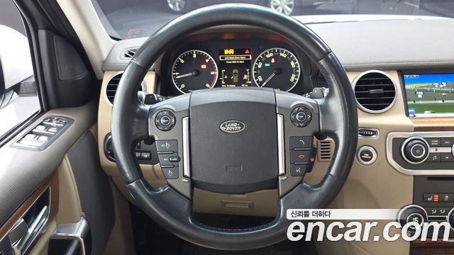 Land Rover Discovery 4 3.0 SDV6 SE 2016 — фото 13
