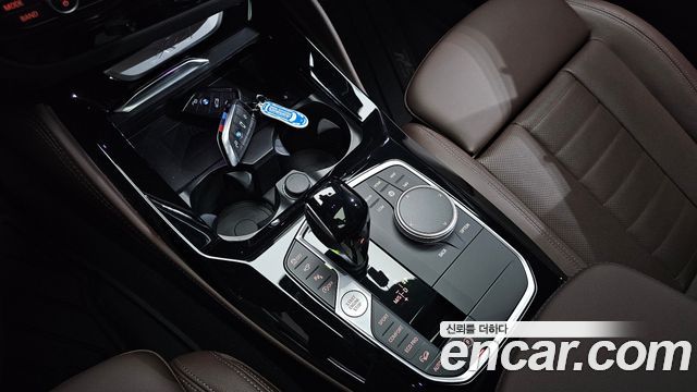 BMW X4 (G02) xDrive20i M Sports Pro 2025 — фото 9
