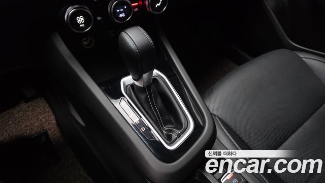 Renault Korea XM3 1.3 TCe RE Signature 2023 — фото 9