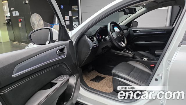 Renault Korea XM3 1.3 TCe RE Signature 2023 — фото 10