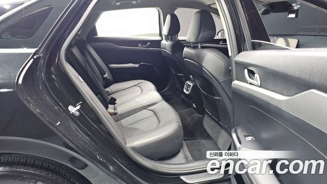Kia K5 (III) 2.0 Prestige 2024 — фото 11