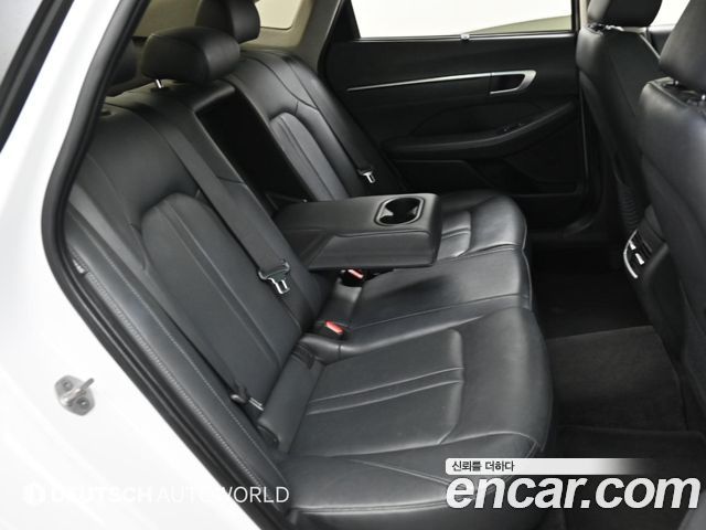 Hyundai Sonata The Edge (DN8) 2.0 Exclusive 2024 — фото 17