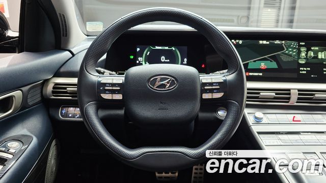 Hyundai Nexo Premium 2020 — фото 13