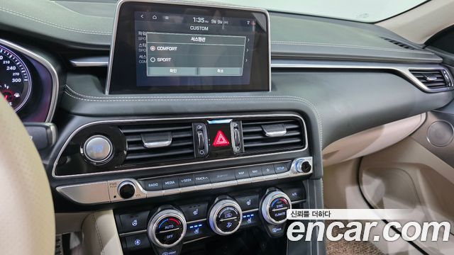 Genesis G70 2.0T Sport Package 2019 — фото 14