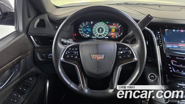 Cadillac Escalade 6.2 ESV 4th 2016 — фото 13