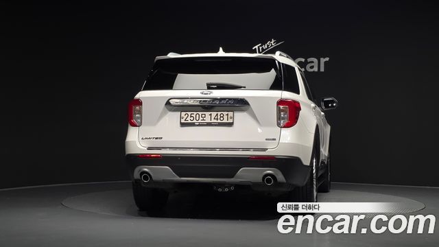 Ford Explorer (VI) 2.3 LimIted 4WD 2020 — фото 4