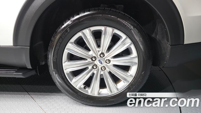Ford Explorer (VI) 2.3 LimIted 4WD 2020 — фото 5