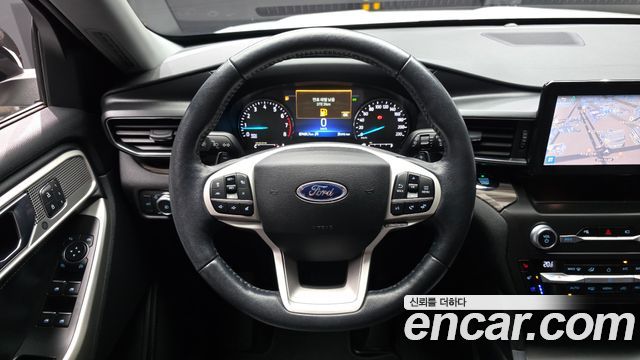 Ford Explorer (VI) 2.3 LimIted 4WD 2020 — фото 13