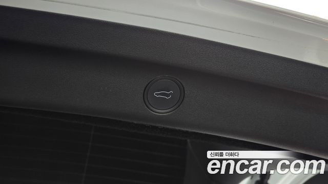 Tesla Model Y Long Range AWD 2021 — фото 35