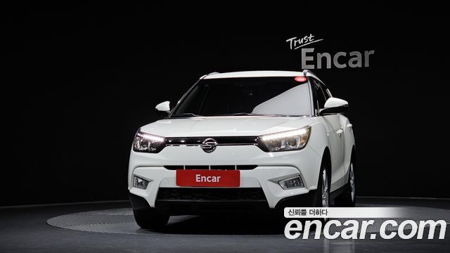 KG Mobility (SsangYong) Tivoli LX 2WD DLX 2015 — фото 3