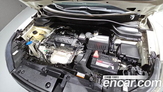 KG Mobility (SsangYong) Tivoli LX 2WD DLX 2015 — фото 6