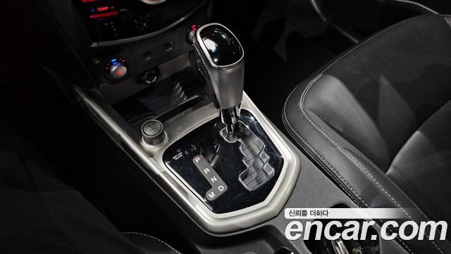 KG Mobility (SsangYong) Tivoli LX 2WD DLX 2015 — фото 9
