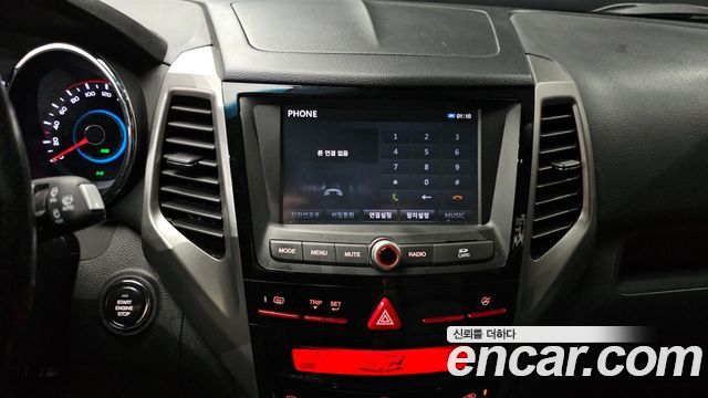 KG Mobility (SsangYong) Tivoli LX 2WD DLX 2015 — фото 16