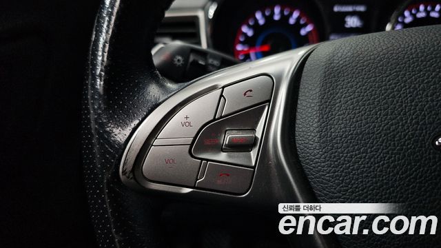 KG Mobility (SsangYong) Tivoli LX 2WD DLX 2015 — фото 27