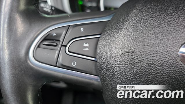 Renault Korea QM6 2.0 GDe PREMIERE 2WD 2023 — фото 20