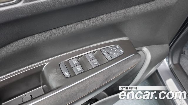 Renault Korea QM6 2.0 GDe PREMIERE 2WD 2023 — фото 27