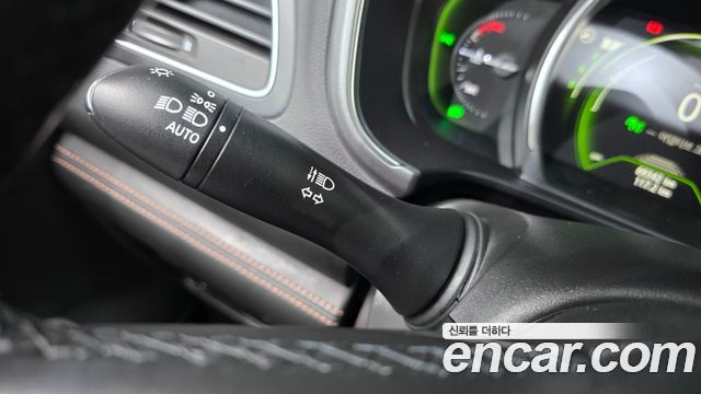 Renault Korea QM6 2.0 GDe PREMIERE 2WD 2023 — фото 29