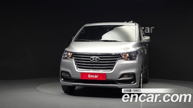 Hyundai Grand Starex Van 5-Seater Modern 2021 — фото 3