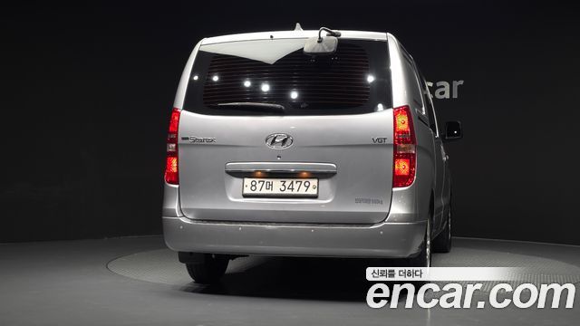 Hyundai Grand Starex Van 5-Seater Modern 2021 — фото 4