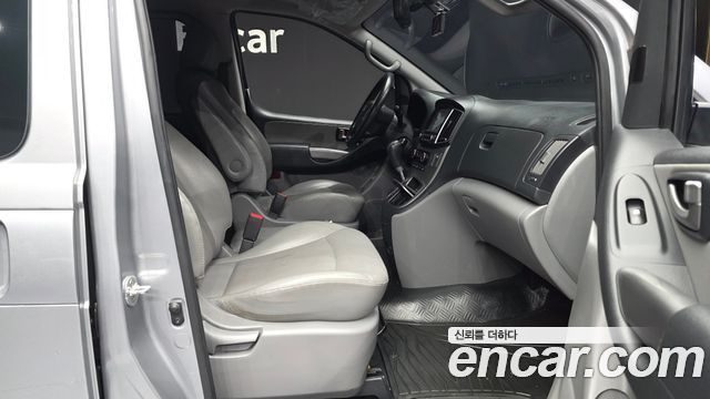 Hyundai Grand Starex Van 5-Seater Modern 2021 — фото 11