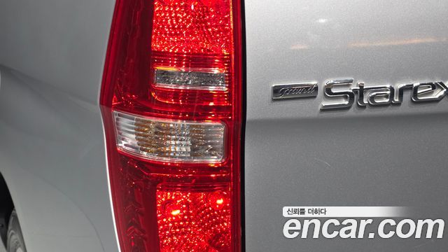Hyundai Grand Starex Van 5-Seater Modern 2021 — фото 23