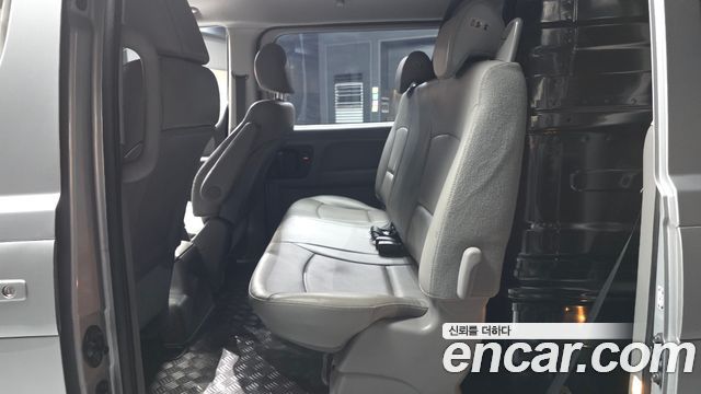 Hyundai Grand Starex Van 5-Seater Modern 2021 — фото 26