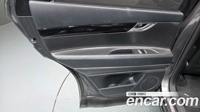Genesis GV80 2.5T Gasoline AWD 2022 — фото 25
