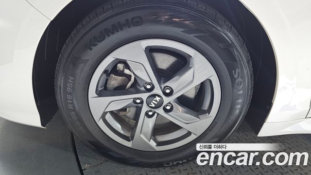 Kia K5 (III) 2.0 LPI(Renter car) Strandard 2021 — фото 5