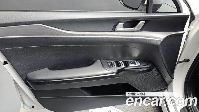Kia K5 (III) 2.0 LPI(Renter car) Strandard 2021 — фото 24